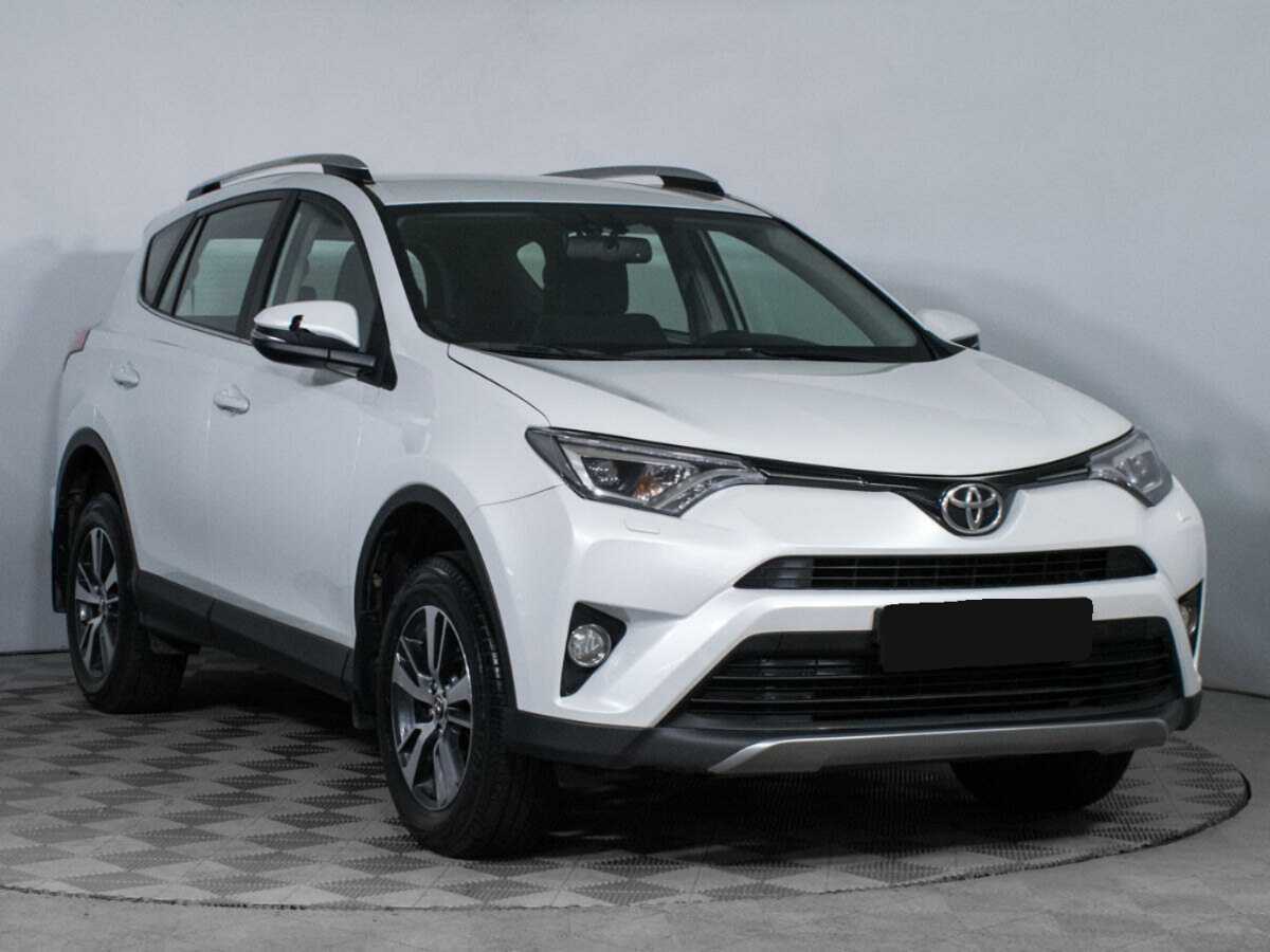 Toyota RAV4 2019 года с пробегом. Фото: #2