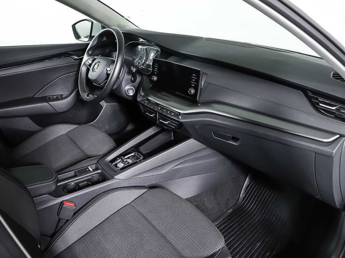 Skoda Octavia 2021 года с пробегом. Фото: #8