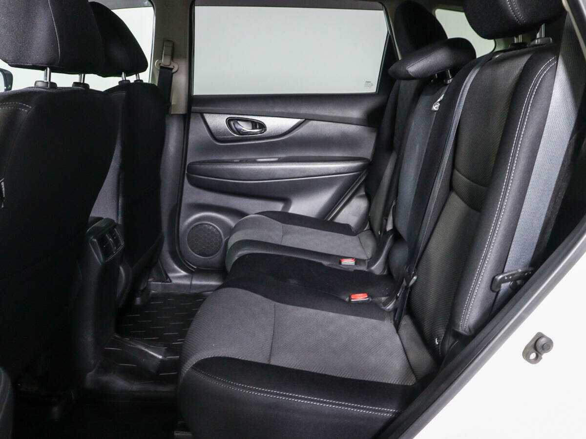 Б/У Ниссан Икс-Трейл 2018 года. Фото: #7