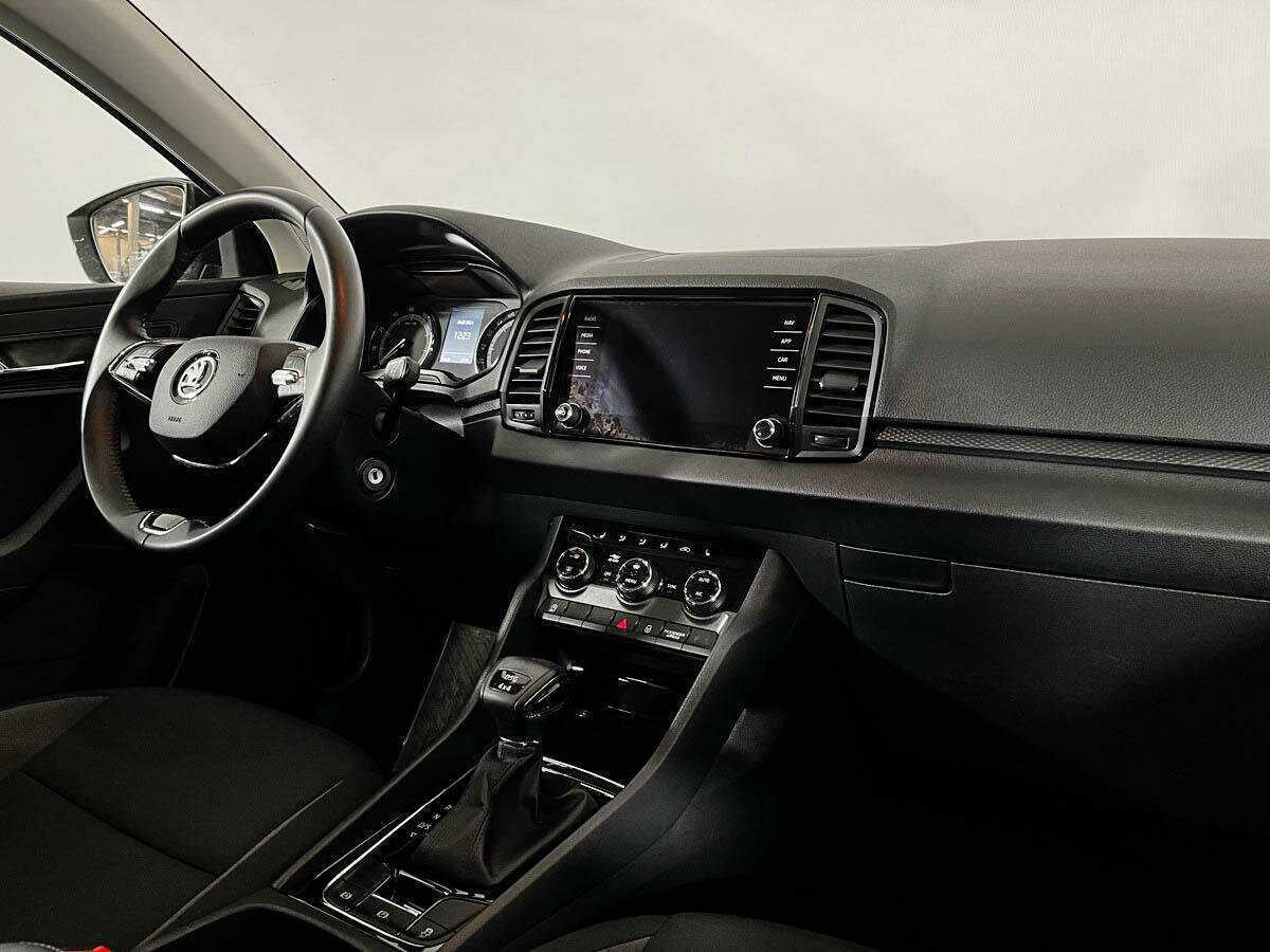 Б/У Шкода Карок 2021 года. Фото: #6