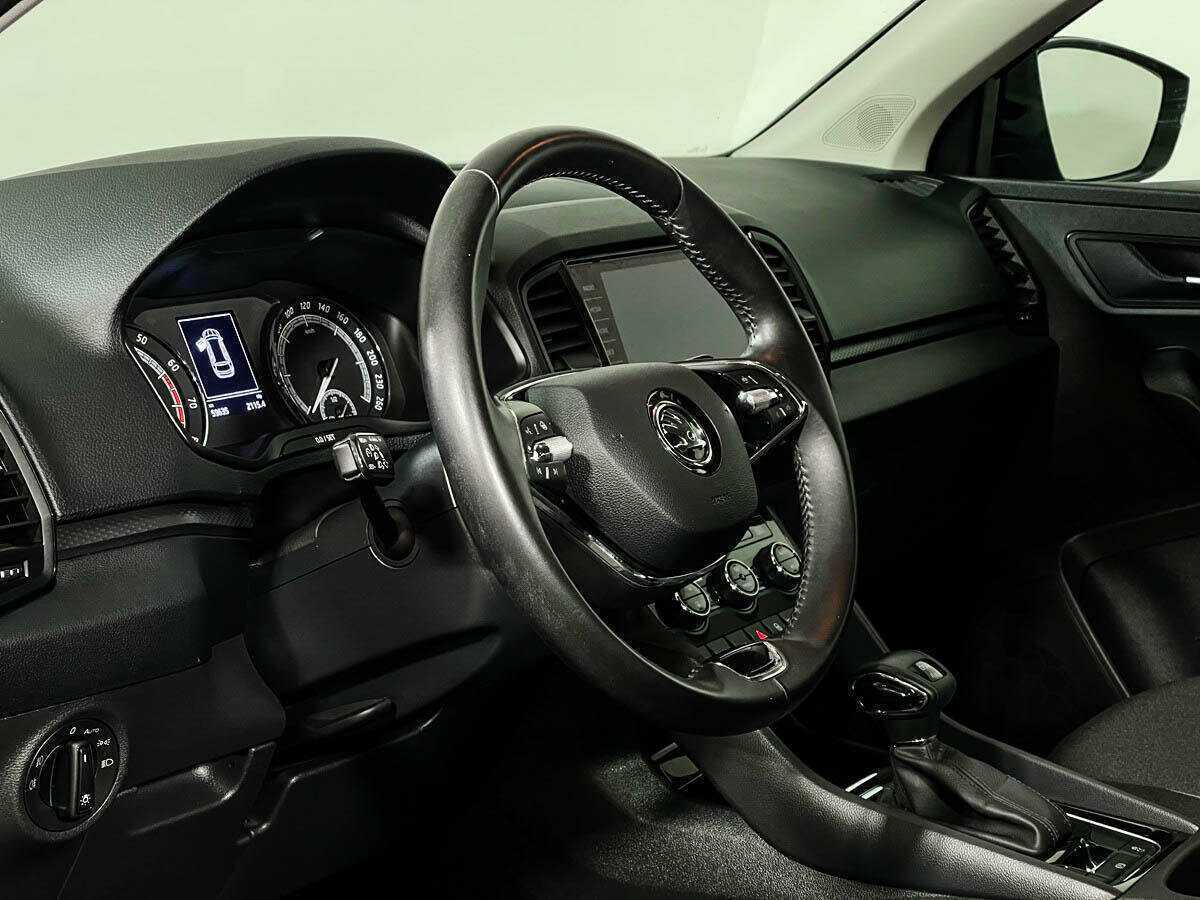 Б/У Шкода Карок 2021 года. Фото: #10