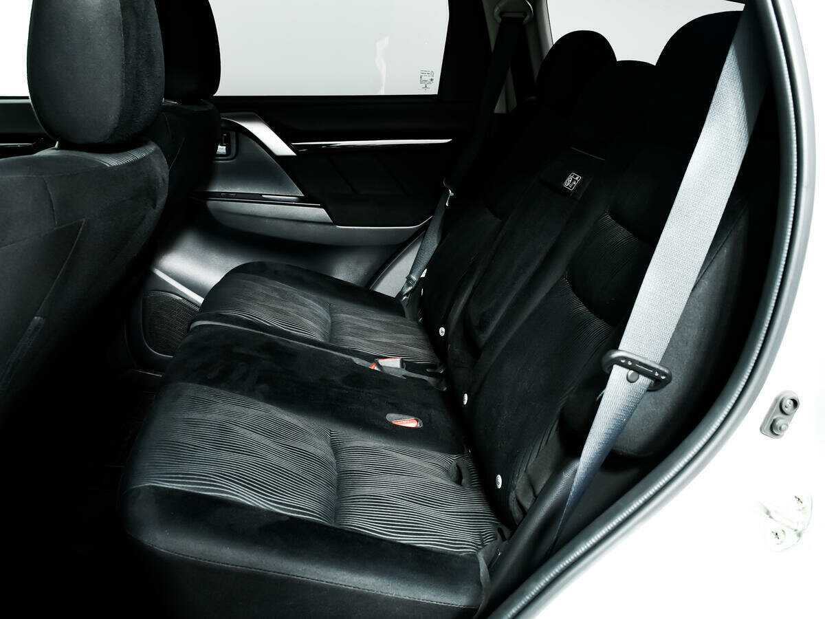 Mitsubishi Pajero Sport 2019 года с пробегом. Фото: #11