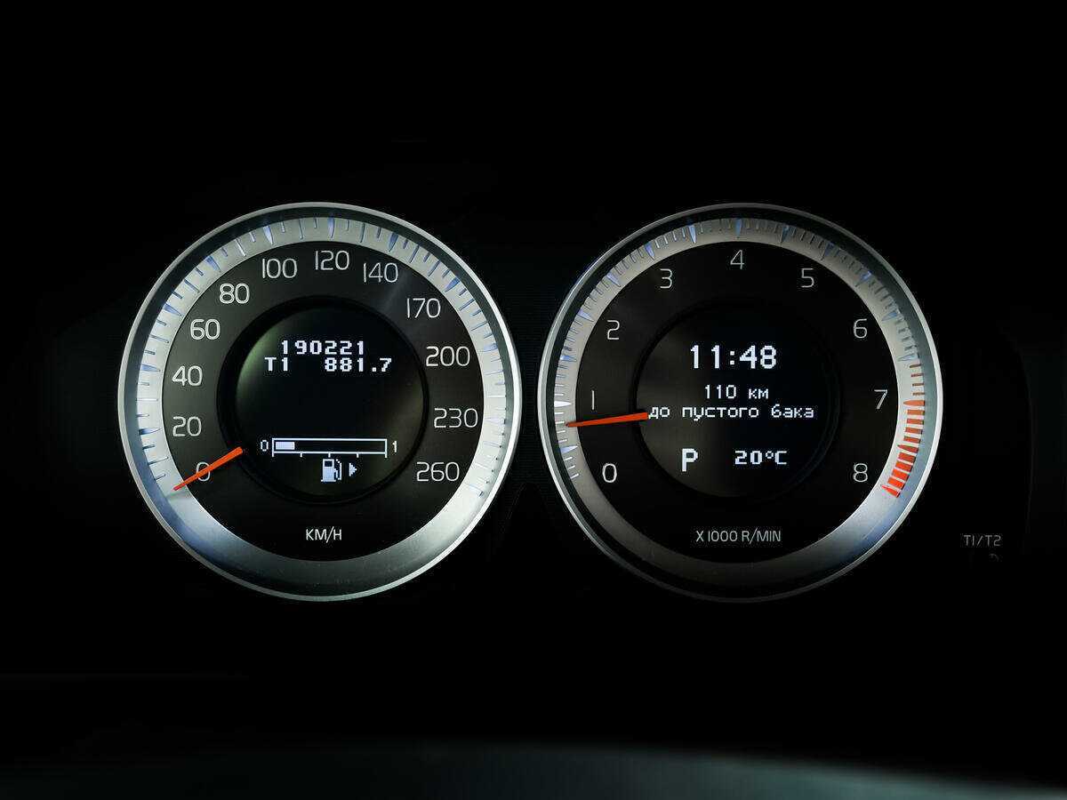 Б/У Вольво С60 2012 года. Фото: #9