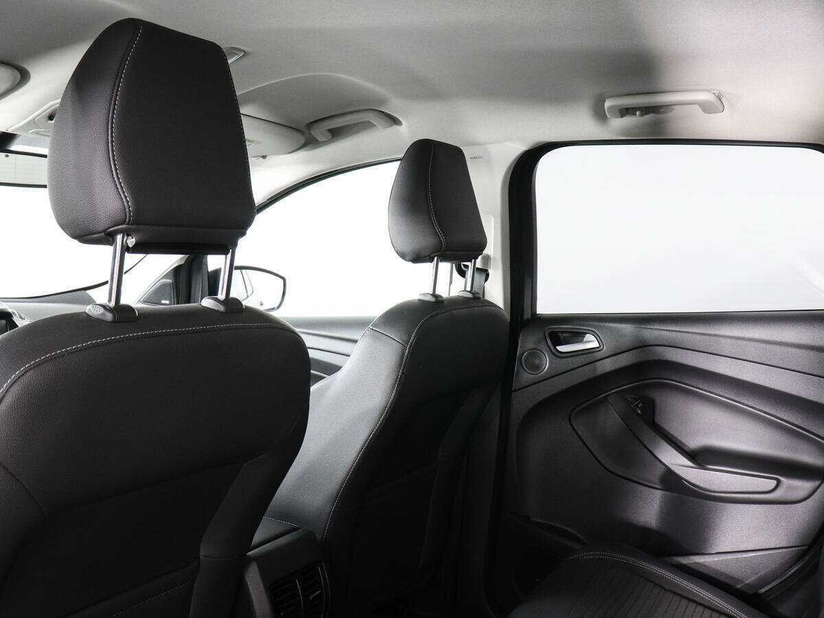 Б/У Форд Куга 2017 года. Фото: #11