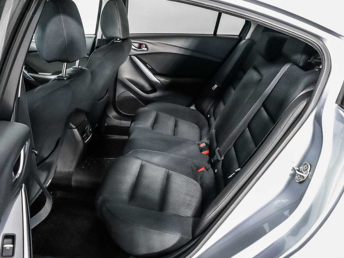 Б/У Мазда 6 2017 года. Фото: #11