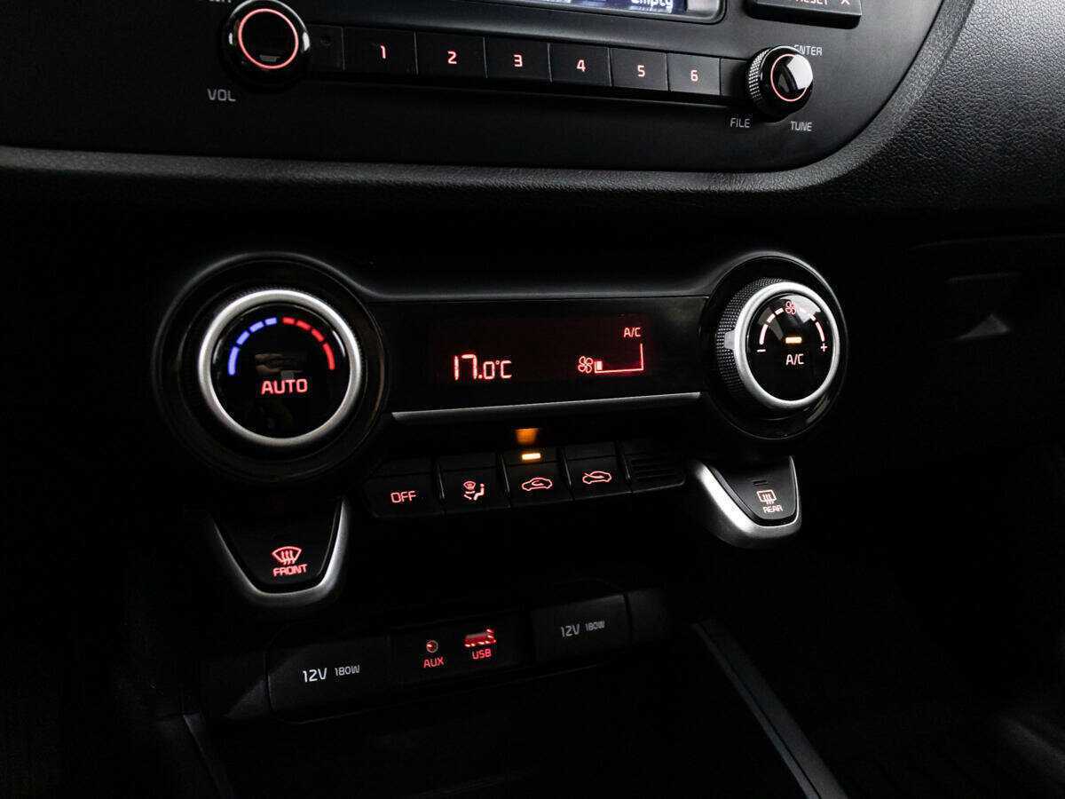 Б/У Киа Рио 2018 года. Фото: #14