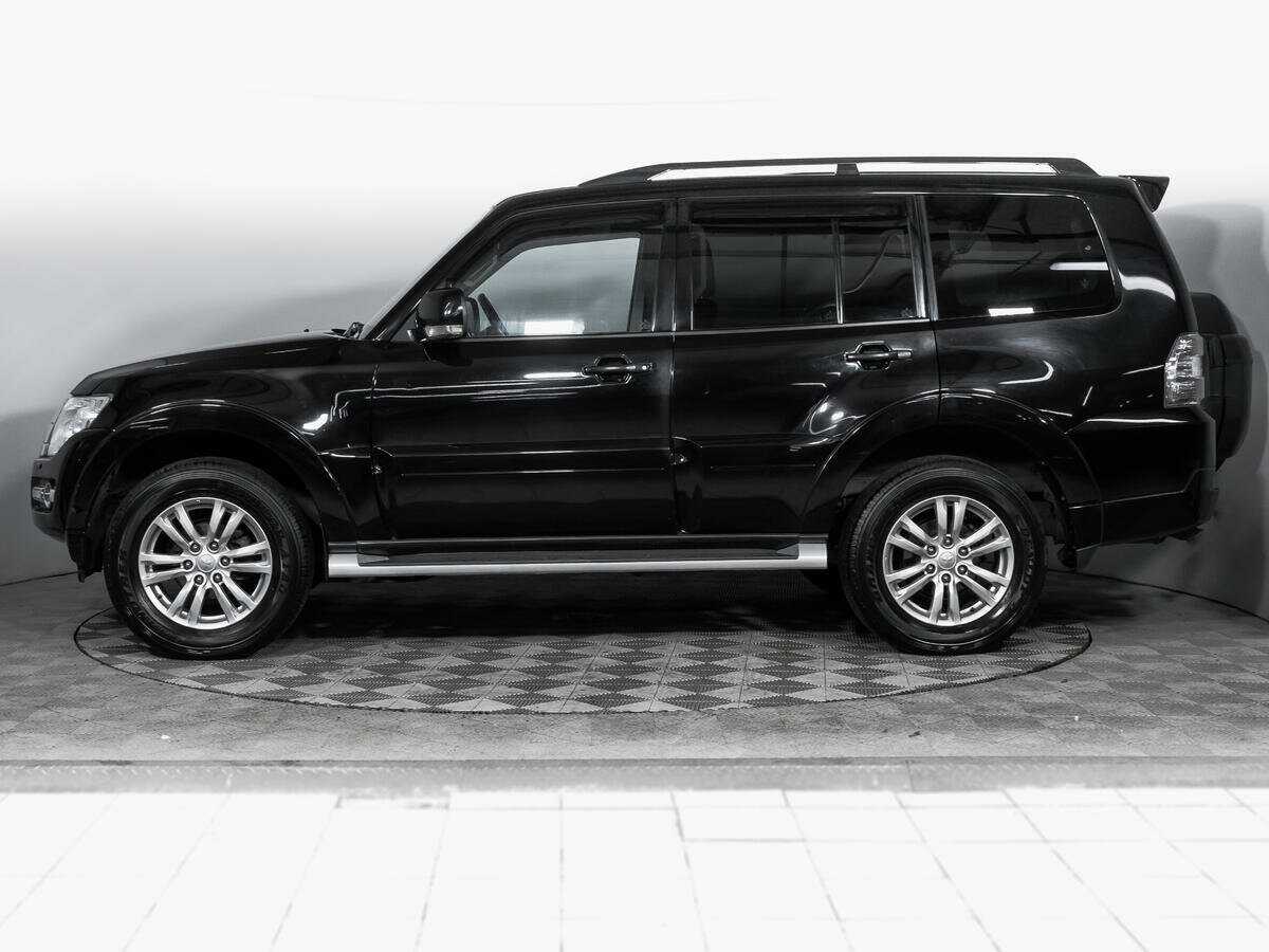 Mitsubishi Pajero 2017 года с пробегом. Фото: #7