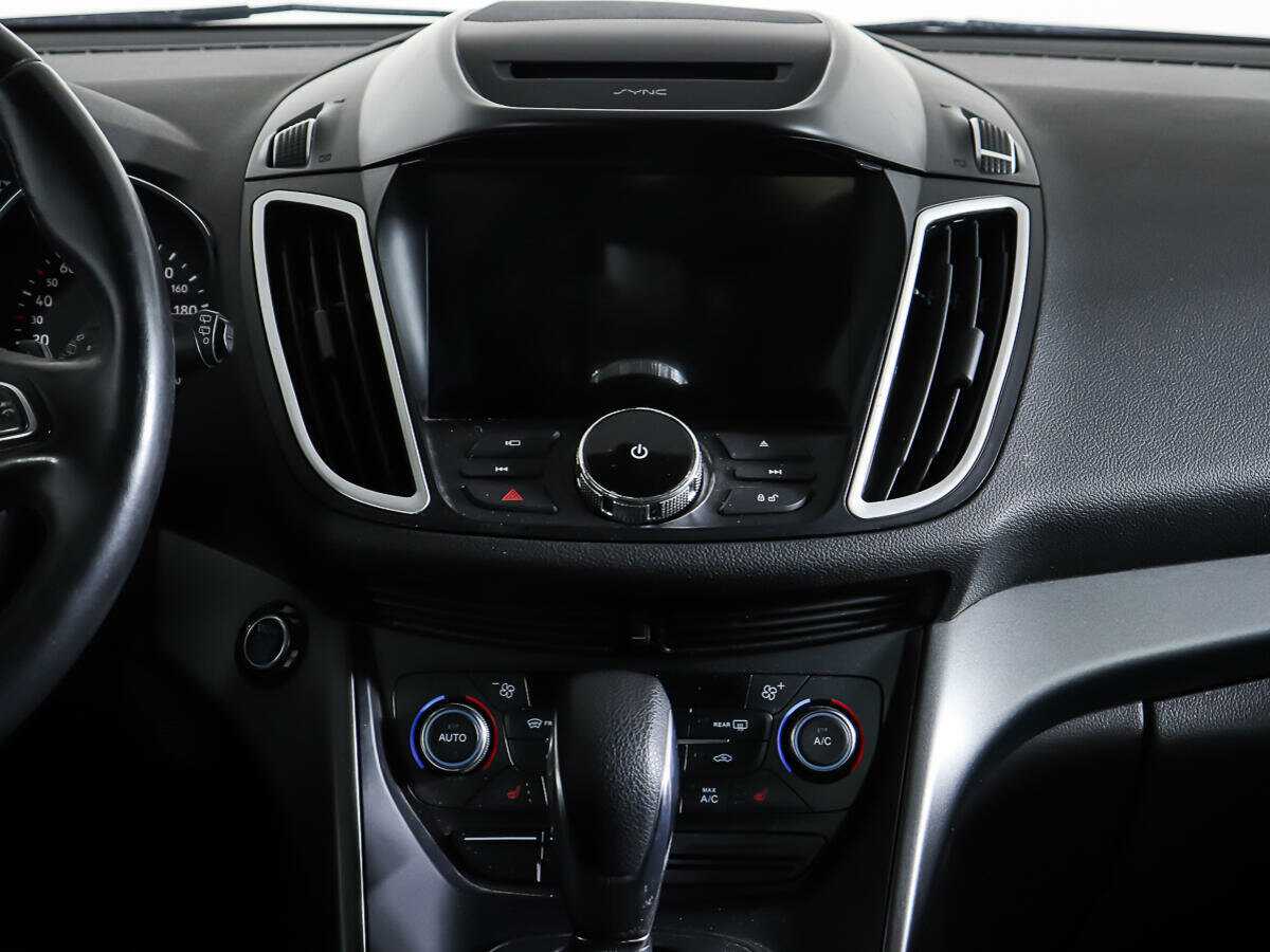 Б/У Форд Куга 2017 года. Фото: #11