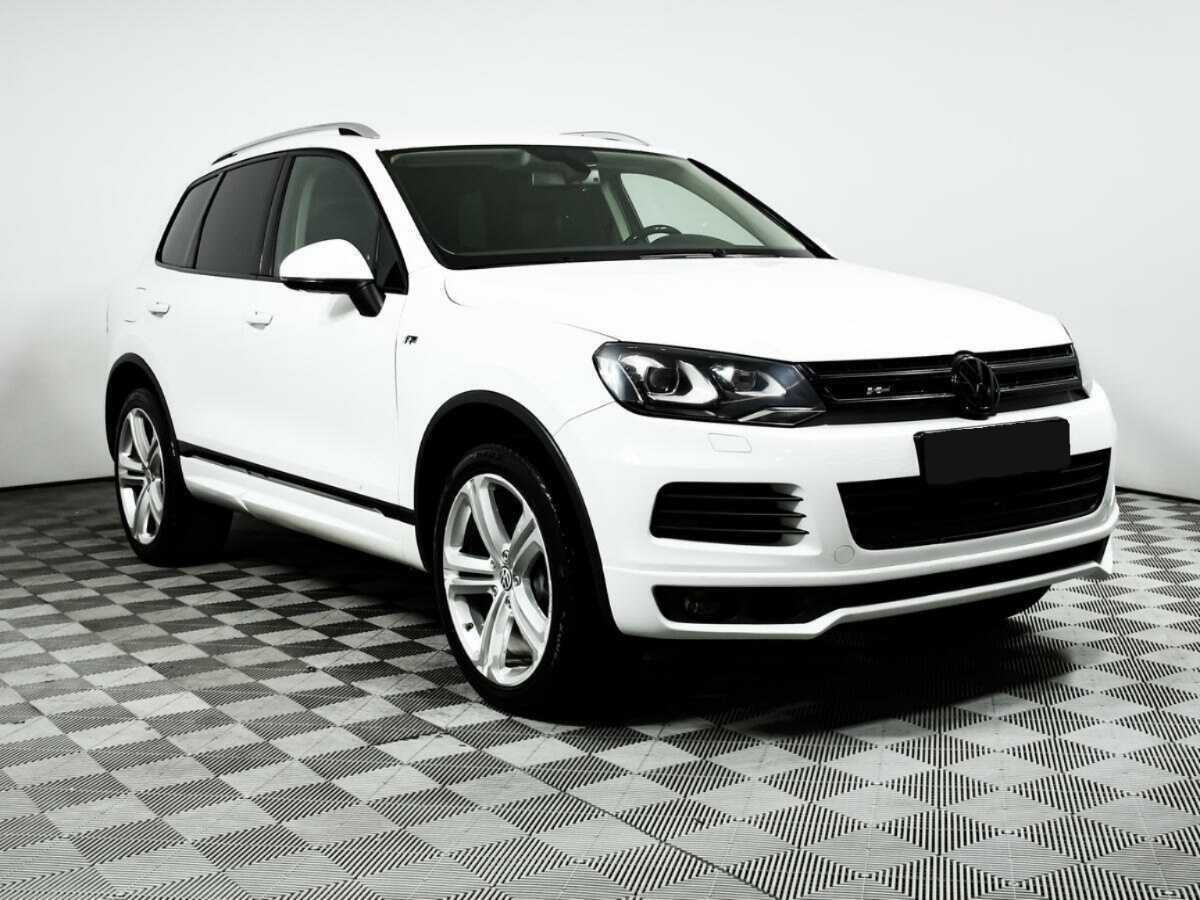 Volkswagen Touareg 2012 года с пробегом. Фото: #2