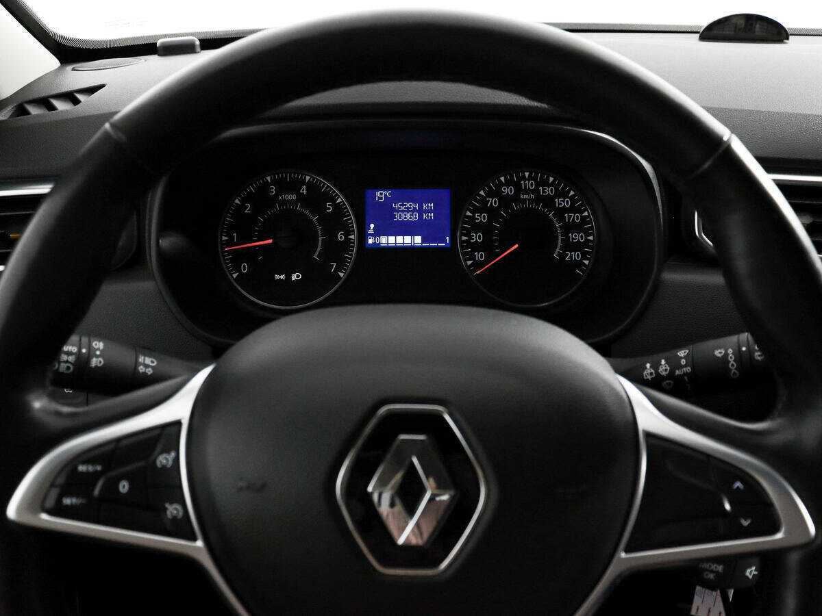 Б/У Рено Дастер 2022 года. Фото: #15