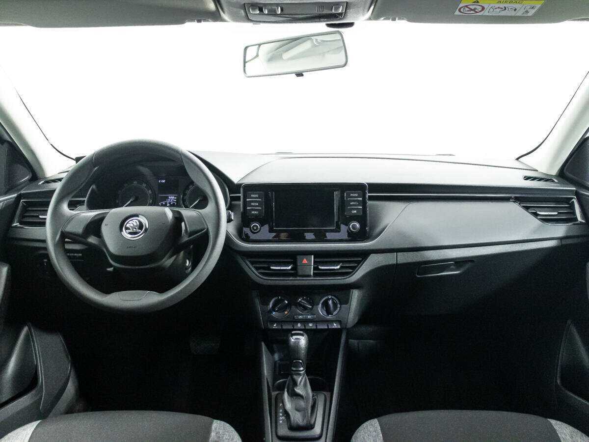 Б/У Шкода Рапид 2021 года. Фото: #12