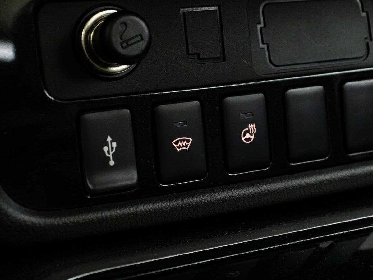 Б/У Митсубиши Оутлэндер 2020 года. Фото: #15