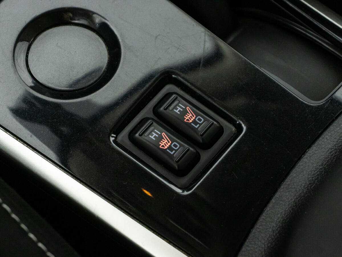 Б/У Митсубиши Оутлэндер 2020 года. Фото: #16