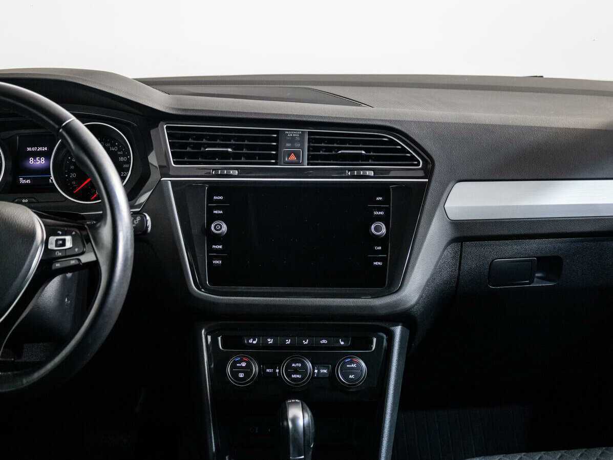 Б/У Фольксваген Тигуан 2017 года. Фото: #13