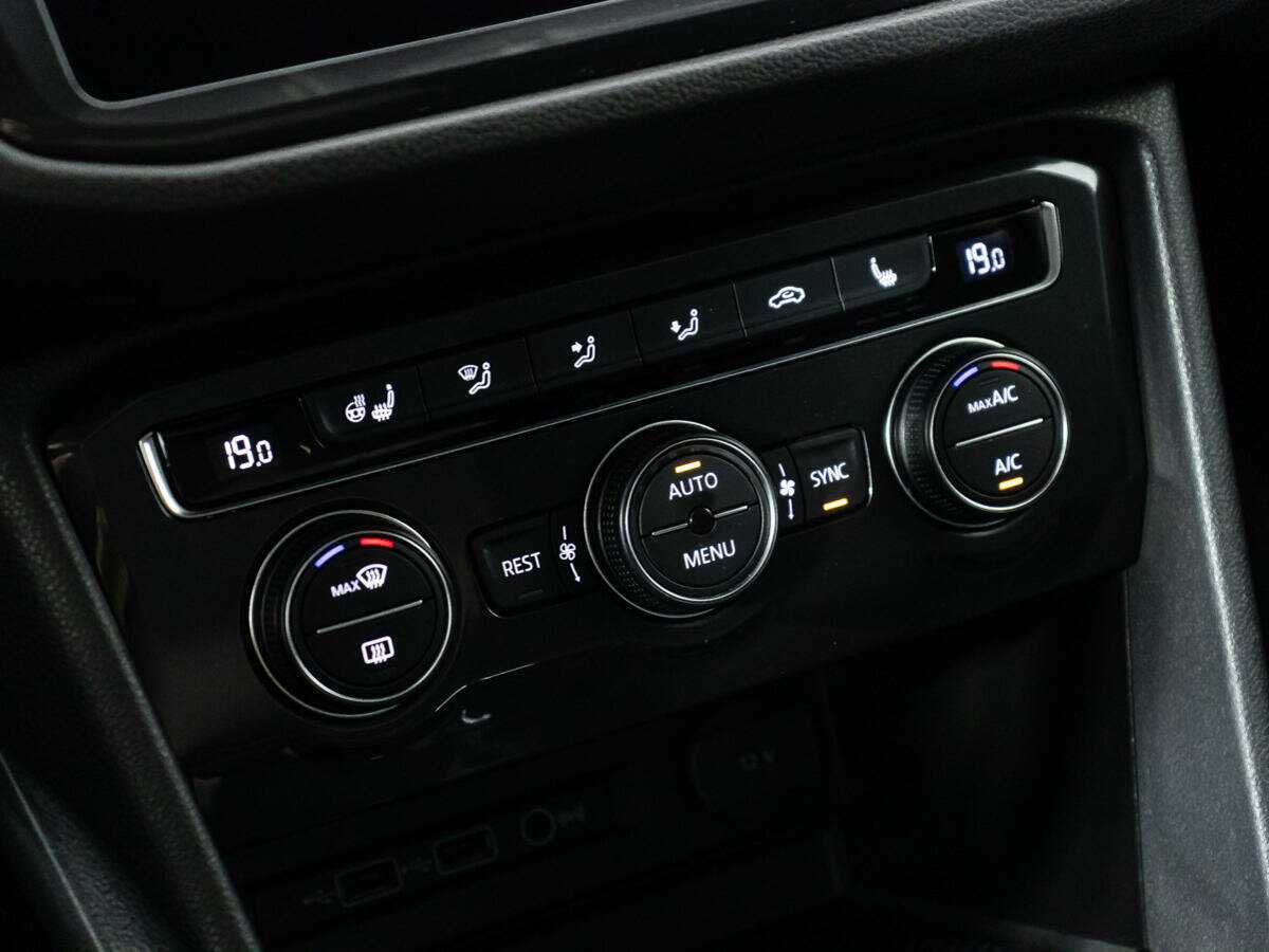 Volkswagen Tiguan 2018 года с пробегом. Фото: #15