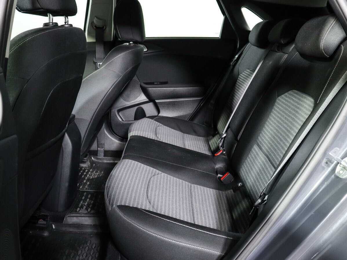 Б/У Киа Сид 2022 года. Фото: #9