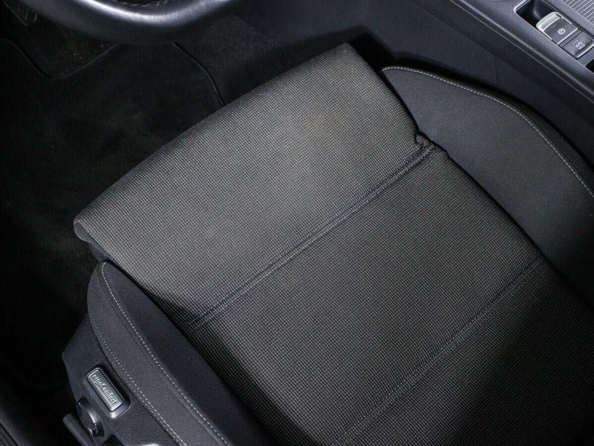 Б/У Фольксваген Пассат 2019 года. Фото: #11