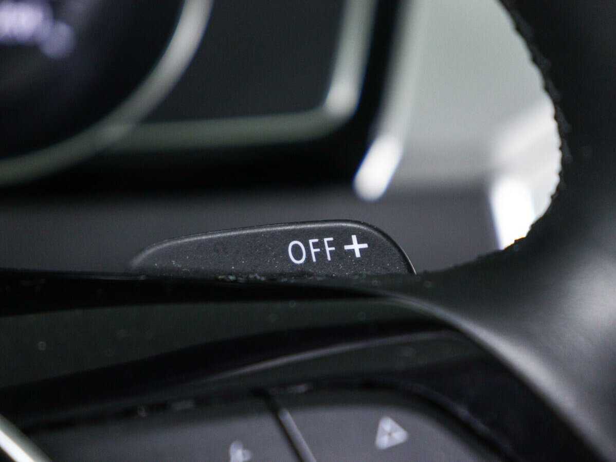 Б/У Фольксваген Пассат 2019 года. Фото: #17