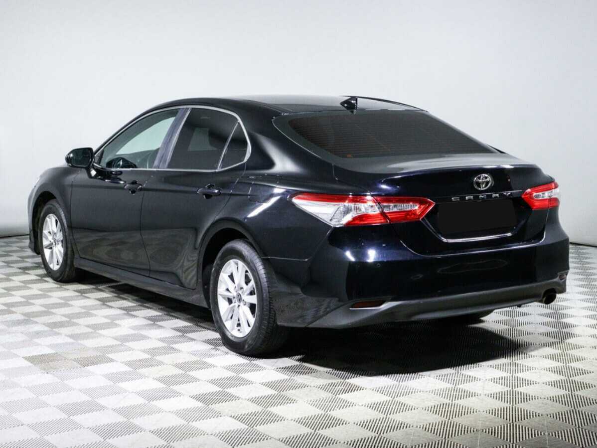 Toyota Camry 2019 года с пробегом. Фото: #6
