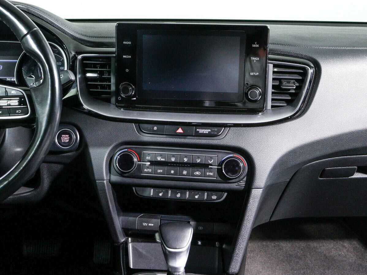 Б/У Киа Сид 2021 года. Фото: #12