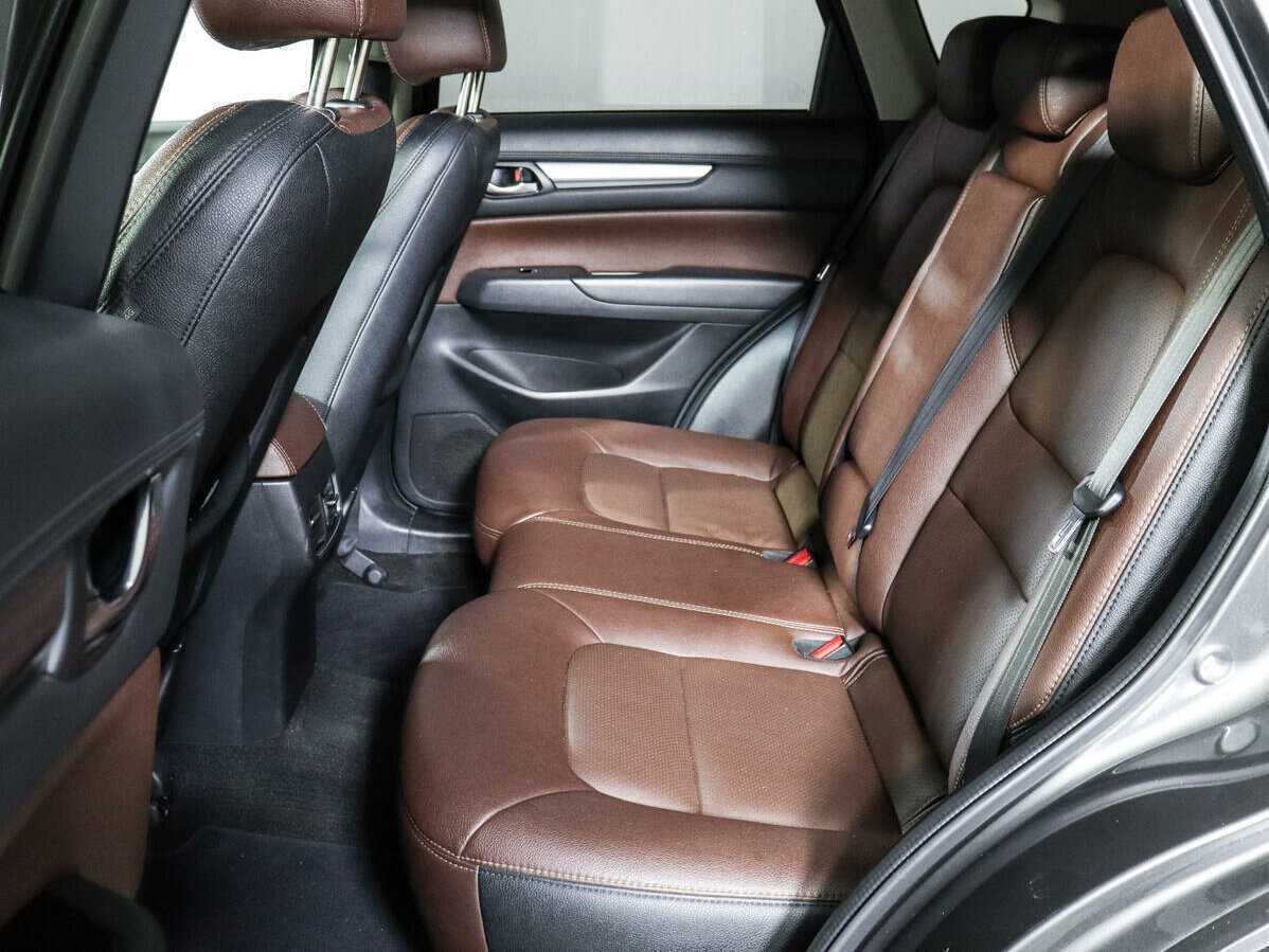 Б/У Мазда Ц-Икс-5 2017 года. Фото: #9