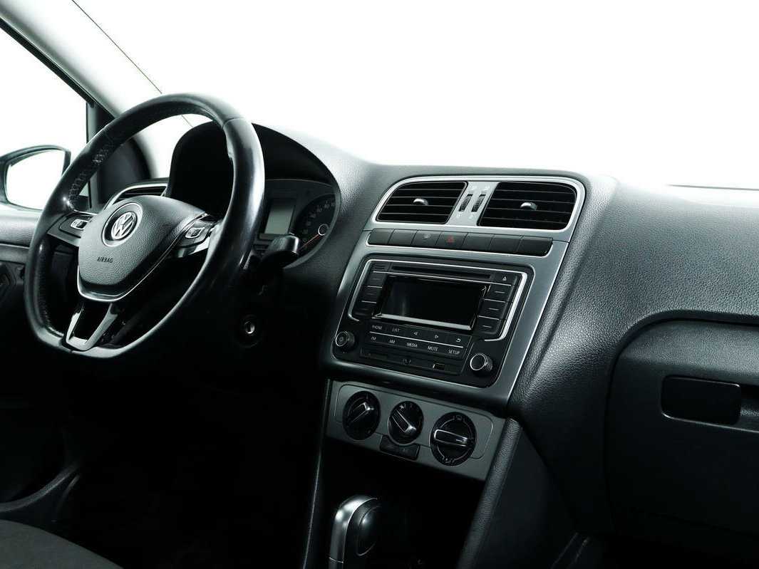 Б/У Фольксваген Поло 2016 года. Фото: #8