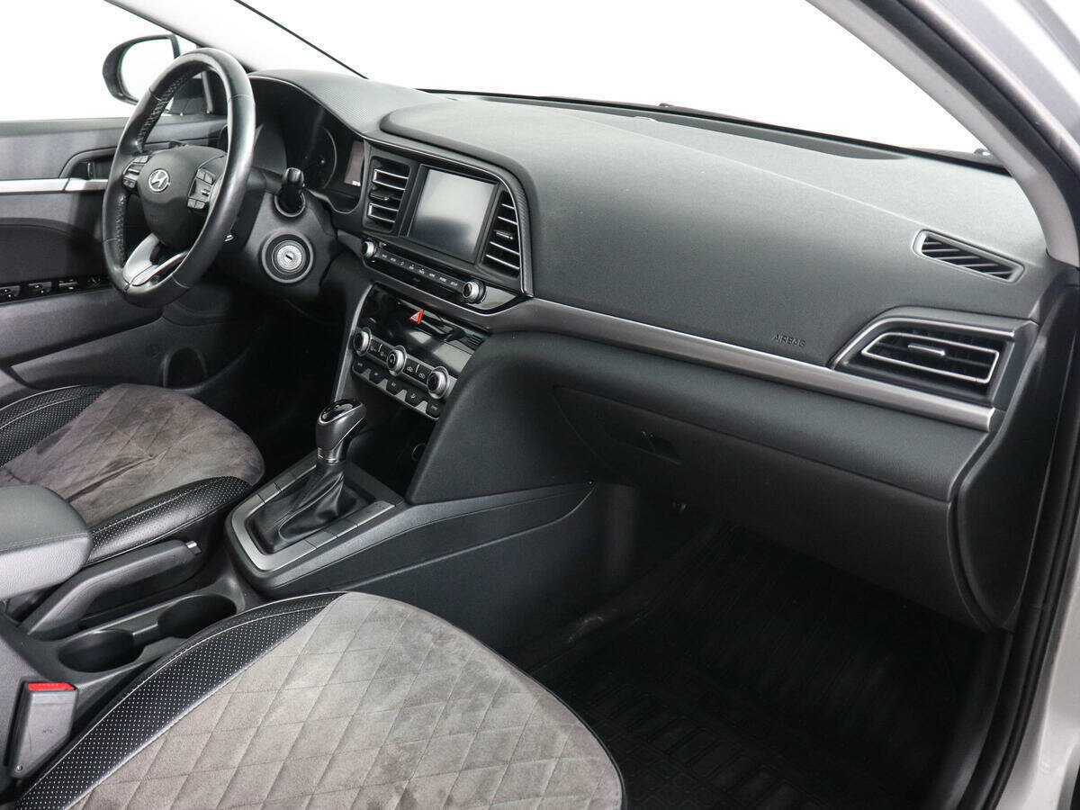 Б/У Хендай Елантра 2019 года. Фото: #9