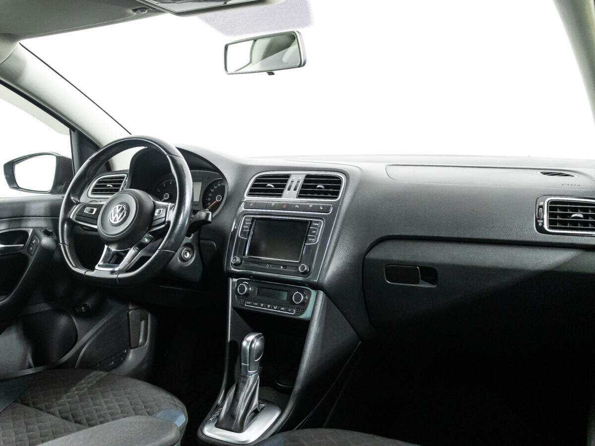 Б/У Фольксваген Поло 2019 года. Фото: #8