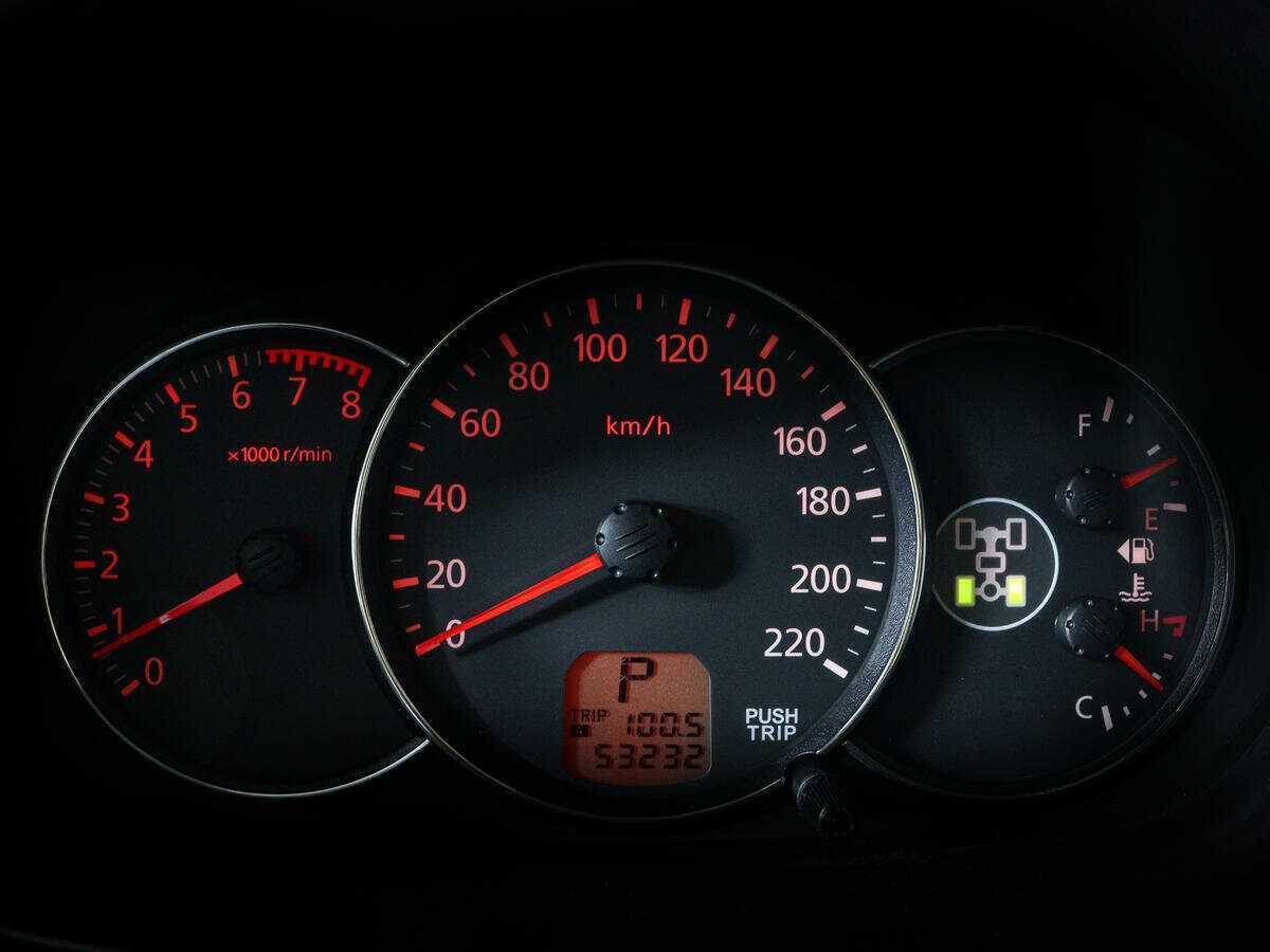 Б/У Митсубиши Паджеро Спорт 2012 года. Фото: #7