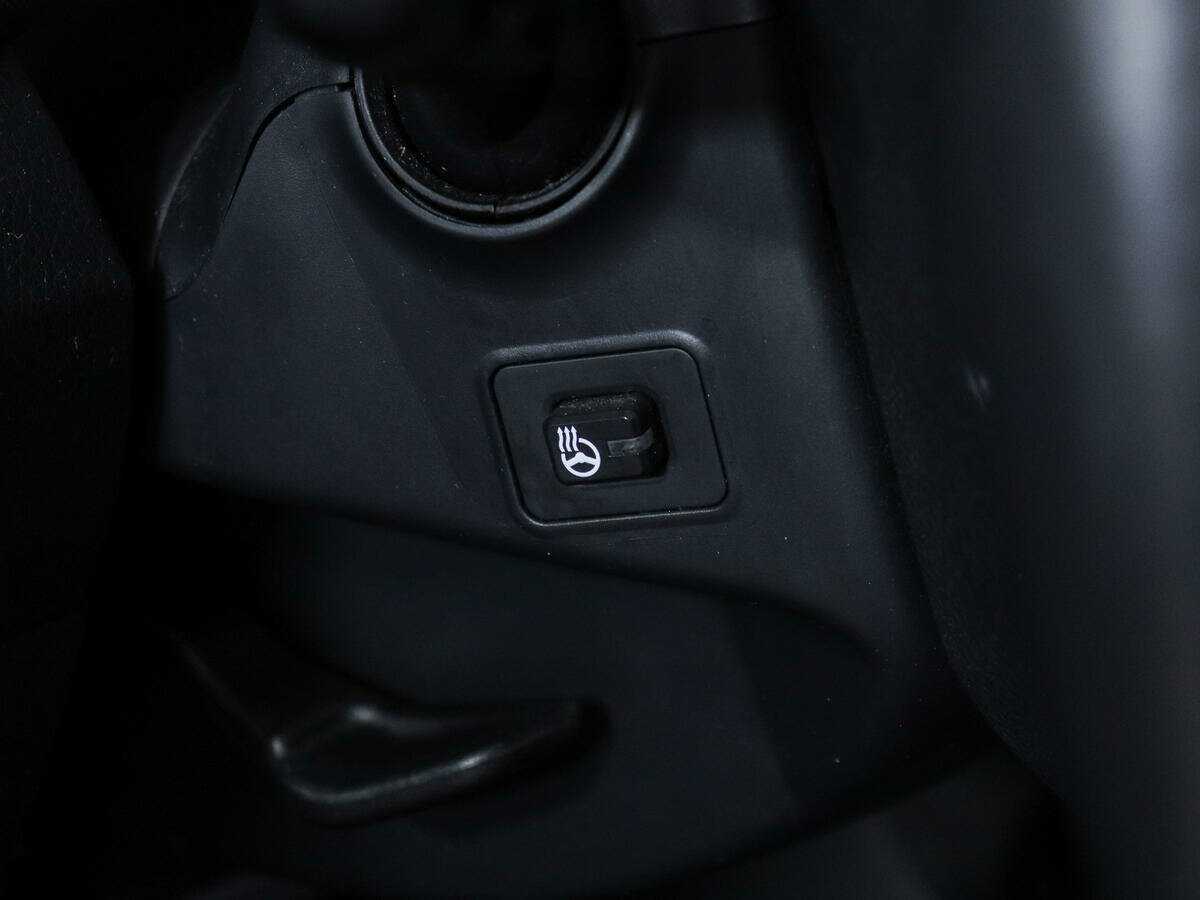 Б/У Хендай Санта Фе 2015 года. Фото: #15