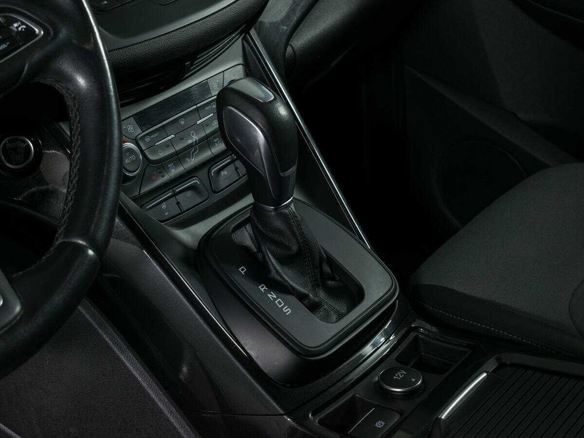 Б/У Форд Куга 2017 года. Фото: #9