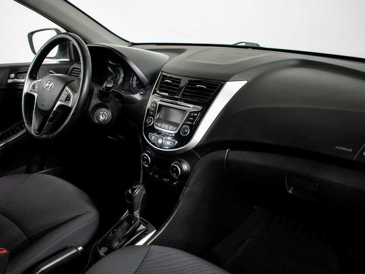 Б/У Хендай Солярис 2016 года. Фото: #8