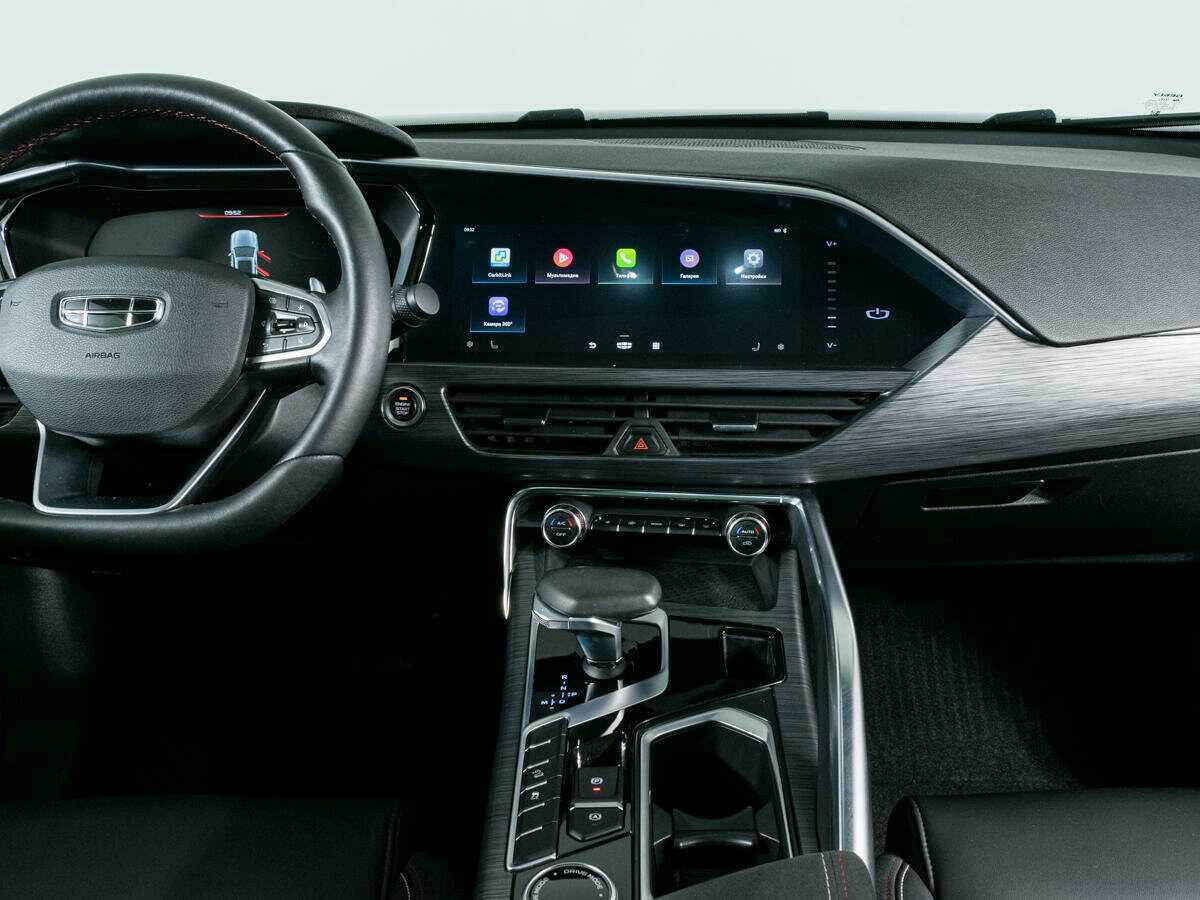 Geely Tugella 2022 года с пробегом. Фото: #8