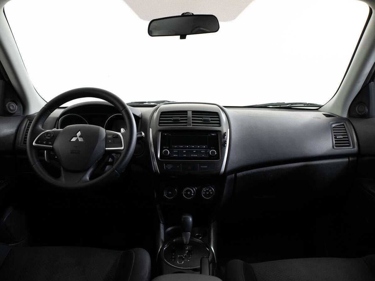 Б/У Митсубиши АС-Икс 2013 года. Фото: #7