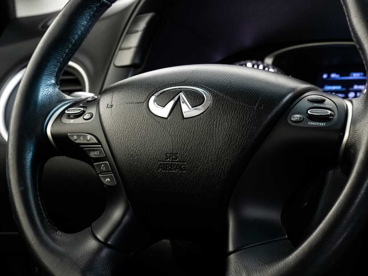 Infiniti QX60 2017 года с пробегом. Фото: #12