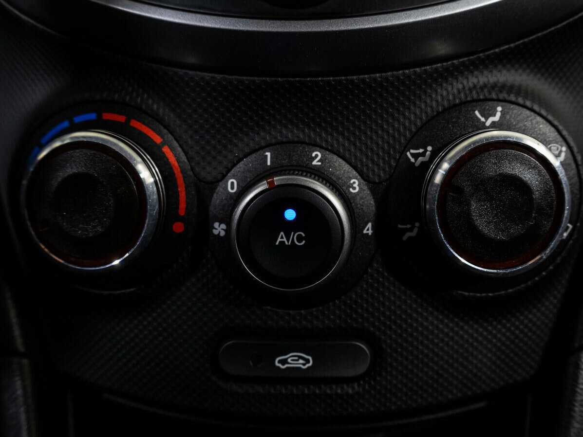 Б/У Хендай Солярис 2016 года. Фото: #12