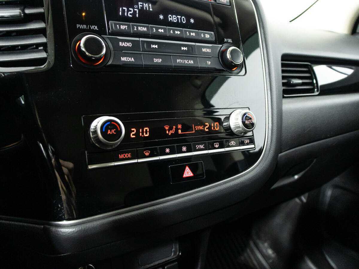 Mitsubishi Outlander 2021 года с пробегом. Фото: #14