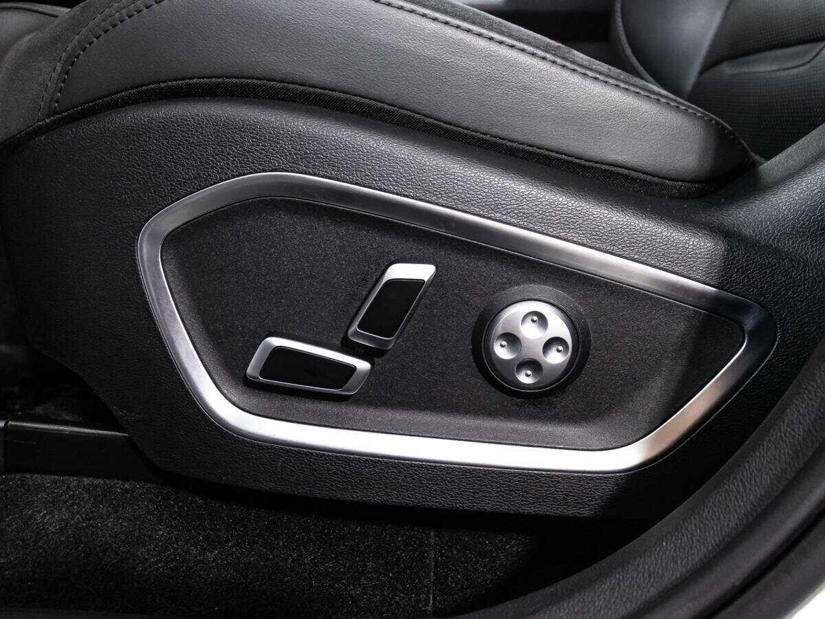 Geely Tugella 2022 года с пробегом. Фото: #14