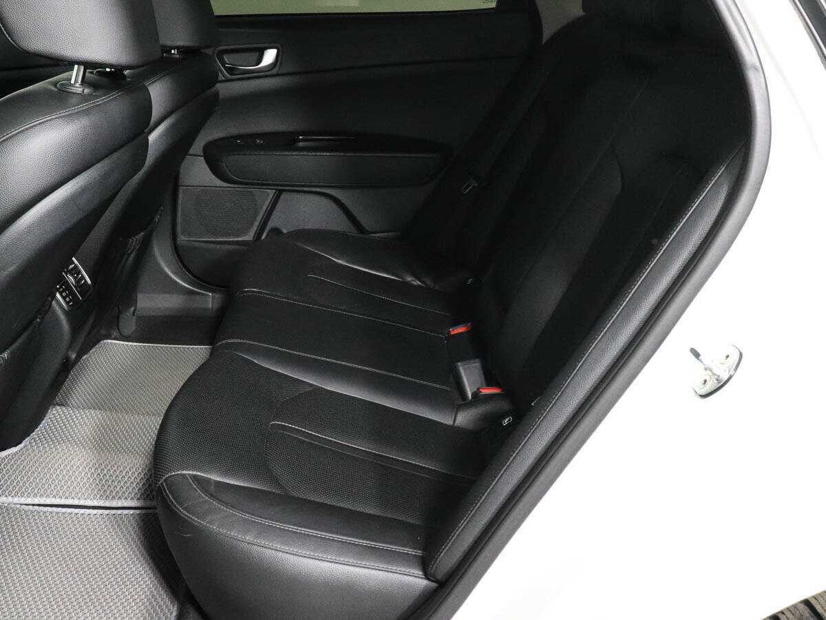 Б/У Киа Оптима 2019 года. Фото: #7