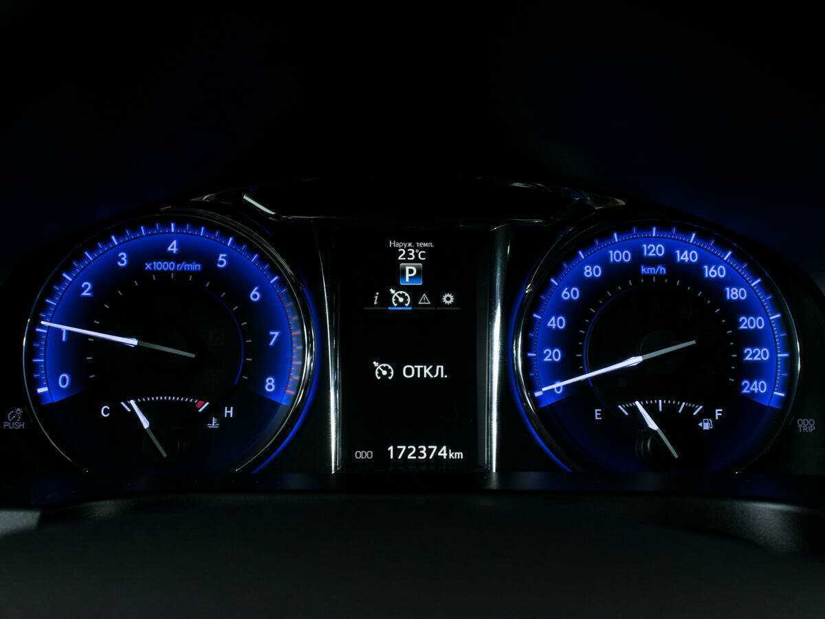 Б/У Тойота Камри 2017 года. Фото: #11