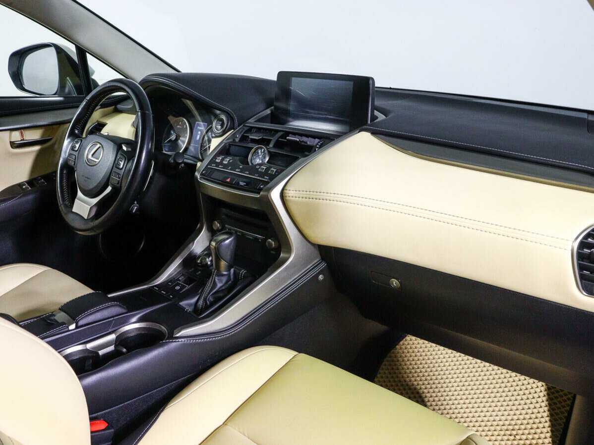 Lexus NX 2017 года с пробегом. Фото: #6