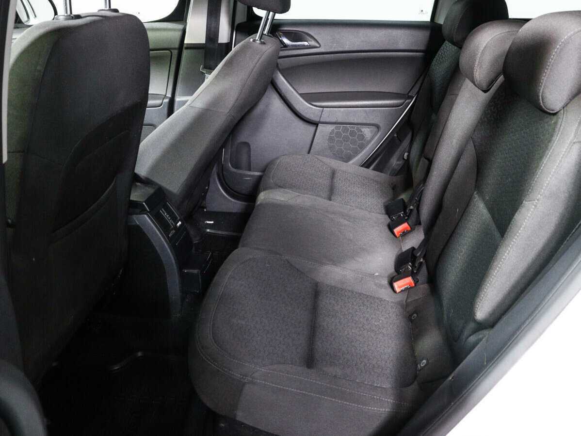 Б/У Шкода Йети 2016 года. Фото: #9