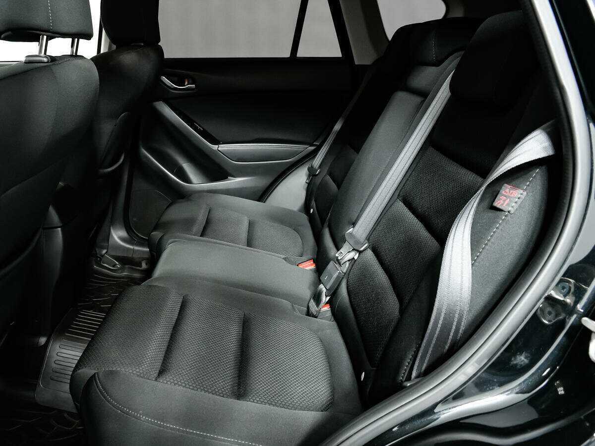 Б/У Мазда Ц-Икс-5 2016 года. Фото: #11