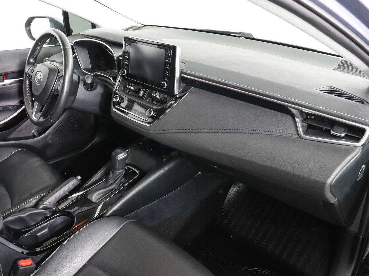 Toyota Corolla 2019 года с пробегом. Фото: #9