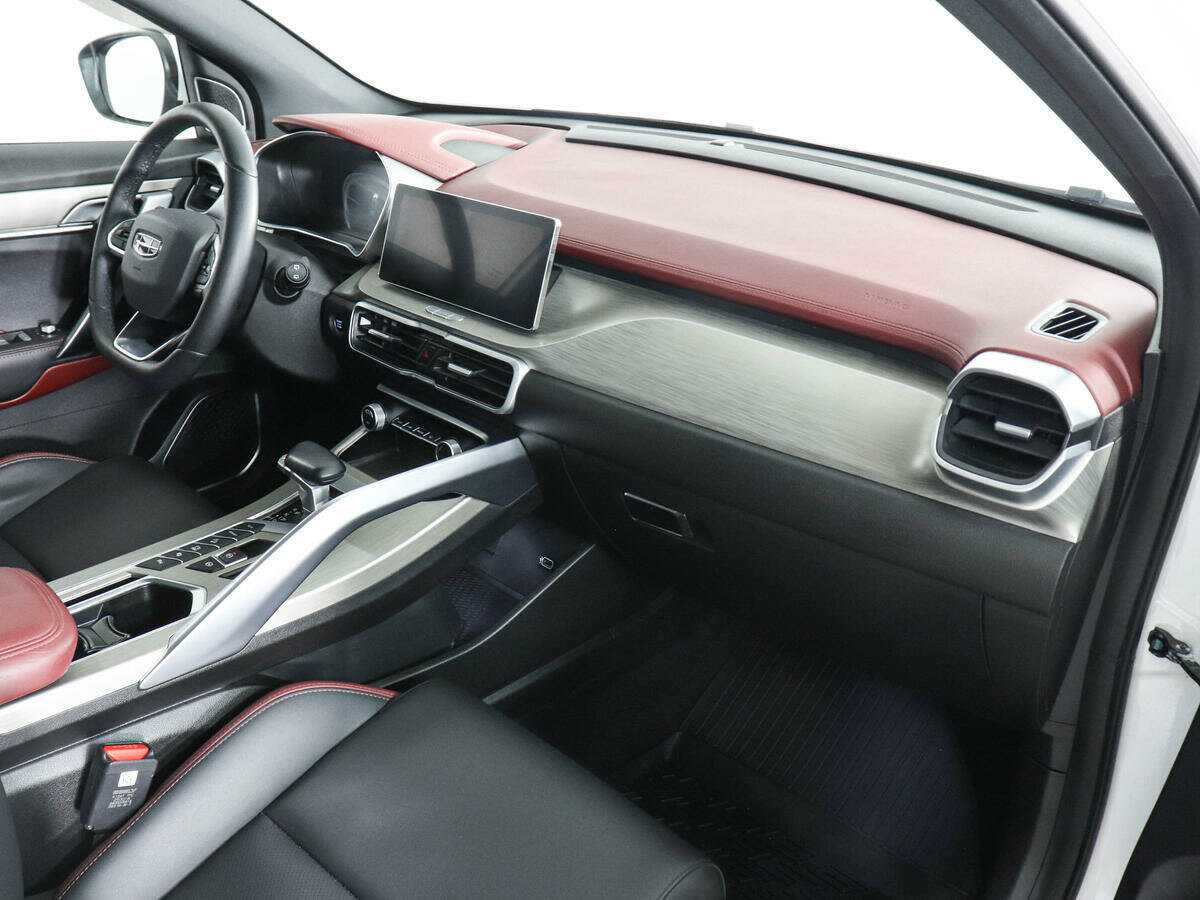 Geely Coolray 2022 года с пробегом. Фото: #9