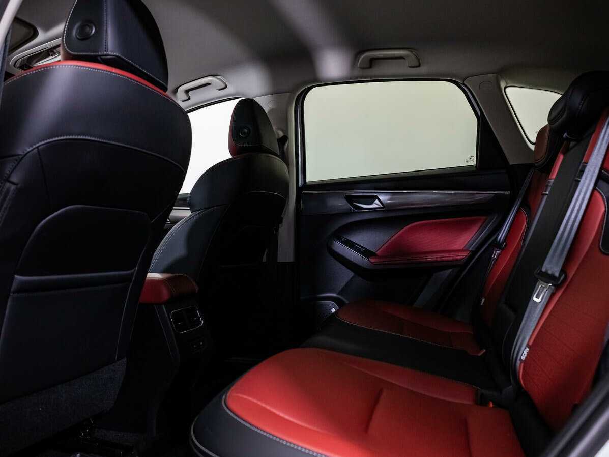 Б/У Хавал Джолион 2024 года. Фото: #10