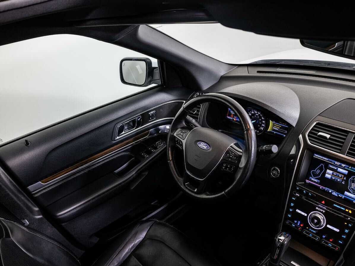 Ford Explorer 2015 года с пробегом. Фото: #16