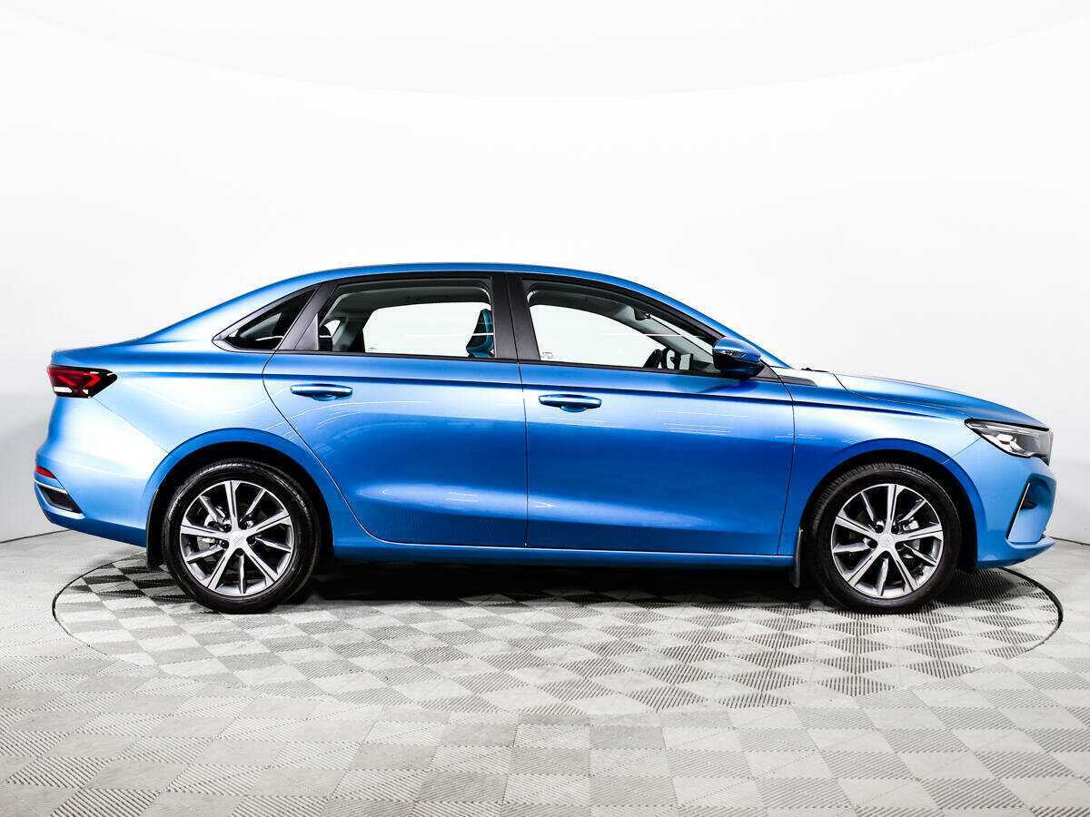 Б/У Джили Эмгранд 2023 года. Фото: #3