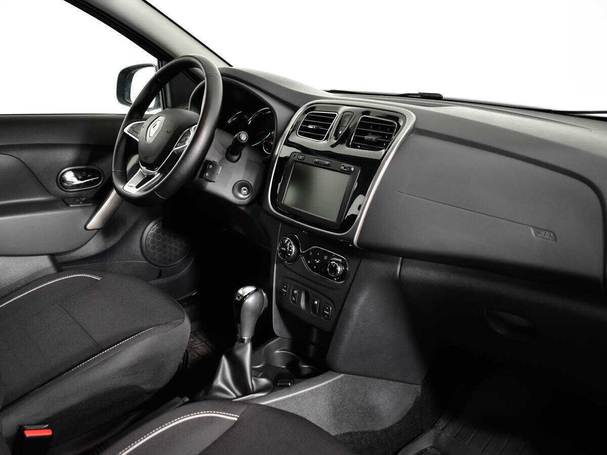 Б/У Рено Сандеро 2018 года. Фото: #7