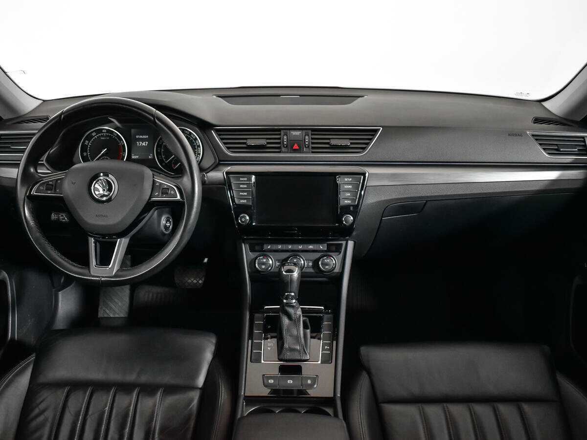 Б/У Шкода Суперб 2016 года. Фото: #11